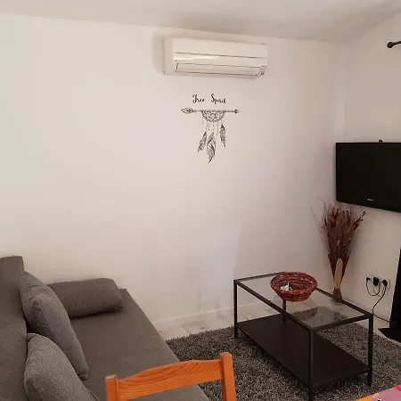 Apartamento Chemin De La Carquette Meynes Exterior foto